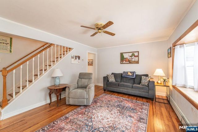 1452 Lincoln Avenue, Pompton Lakes, NJ 07442