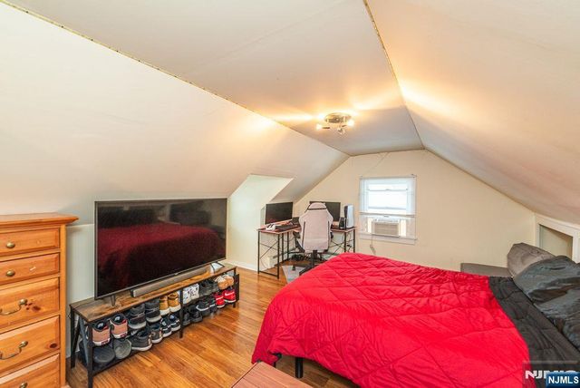 1452 Lincoln Avenue, Pompton Lakes, NJ 07442