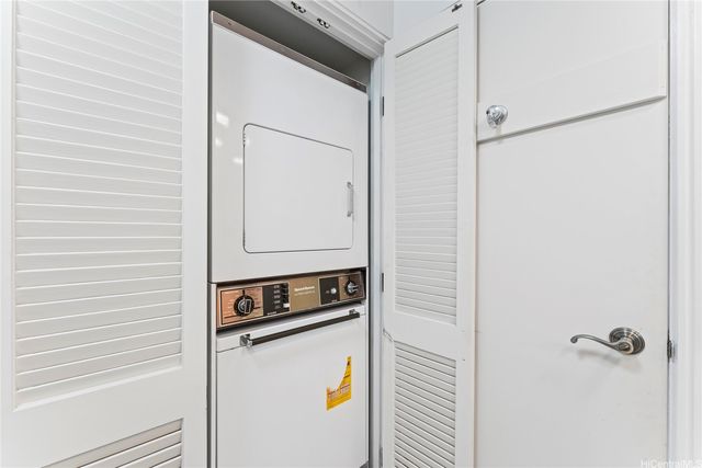 415 South Street 2401, Honolulu, HI 96813