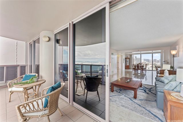 415 South Street 2401, Honolulu, HI 96813