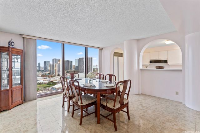 415 South Street 2401, Honolulu, HI 96813