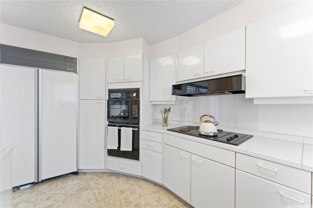 415 South Street 2401, Honolulu, HI 96813