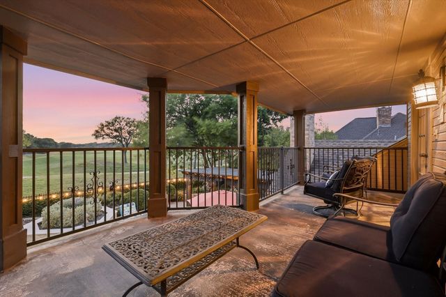 904 Hills Creek Drive, Mckinney, TX 75072