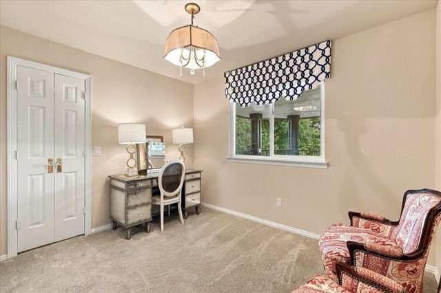 904 Hills Creek Drive, Mckinney, TX 75072
