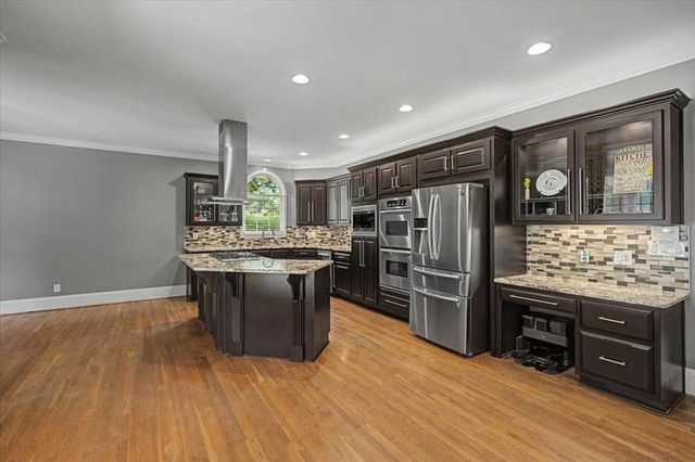 122 Ridge View Drive, Ball Ground, GA 30107