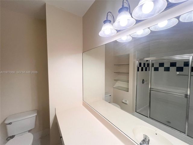 4259 SW 10th Ct, Deerfield Beach, FL 33442