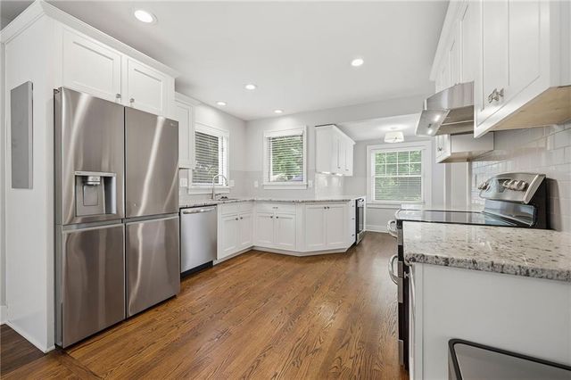 7441 Summit Street, Kansas City, MO 64114