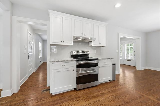 7441 Summit Street, Kansas City, MO 64114