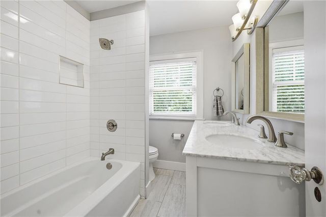 7441 Summit Street, Kansas City, MO 64114