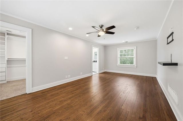 7441 Summit Street, Kansas City, MO 64114