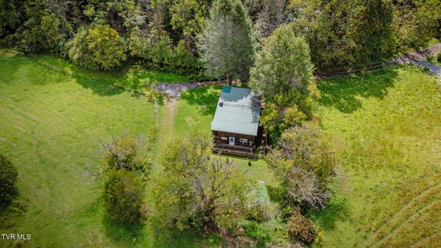 205 Helton Hollow Road, Eidson, TN 37731