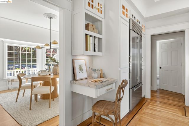 633 Moraga Ave, Piedmont, CA 94611