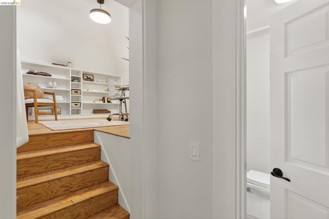 633 Moraga Ave, Piedmont, CA 94611