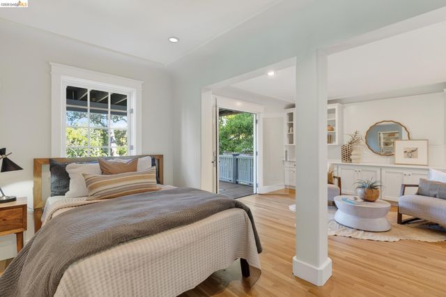 633 Moraga Ave, Piedmont, CA 94611