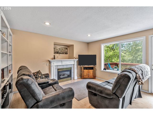 16643 Sw KING RICHARD Ct, Sherwood, OR 97140