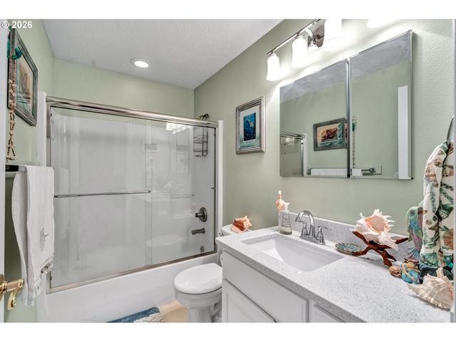 16643 Sw KING RICHARD Ct, Sherwood, OR 97140