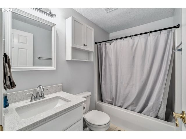 16643 Sw KING RICHARD Ct, Sherwood, OR 97140