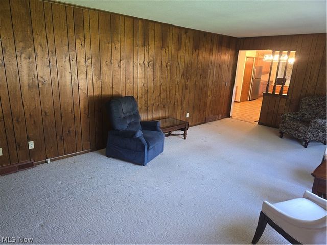 187 Crestview Drive, Elyria, OH 44035