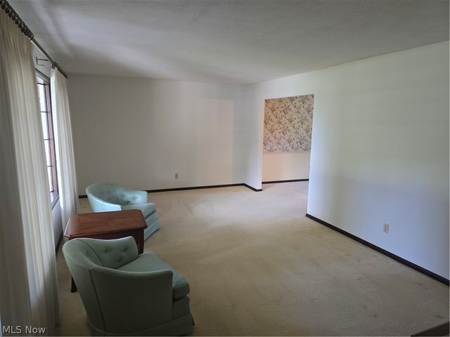 187 Crestview Drive, Elyria, OH 44035