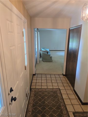 187 Crestview Drive, Elyria, OH 44035