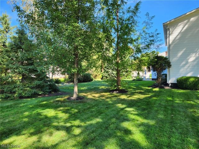 187 Crestview Drive, Elyria, OH 44035