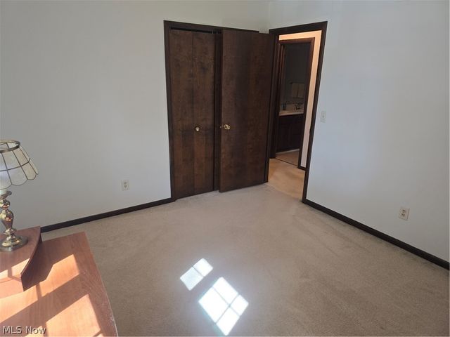 187 Crestview Drive, Elyria, OH 44035