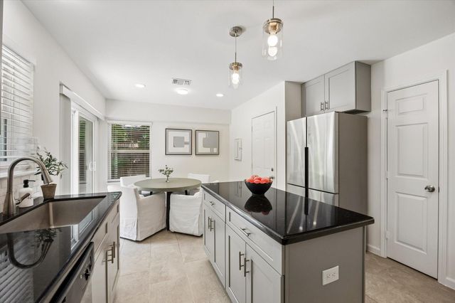 4017 Woodfin Street, Houston, TX 77025