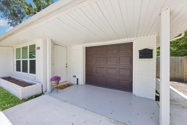 4017 Woodfin Street, Houston, TX 77025