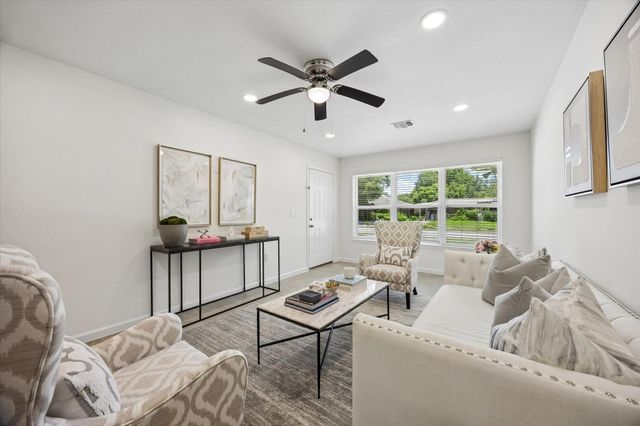4017 Woodfin Street, Houston, TX 77025