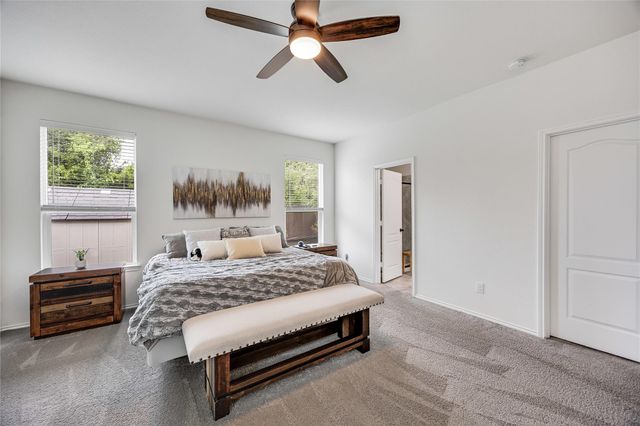 1009 Desaix DR, Georgetown, TX 78628