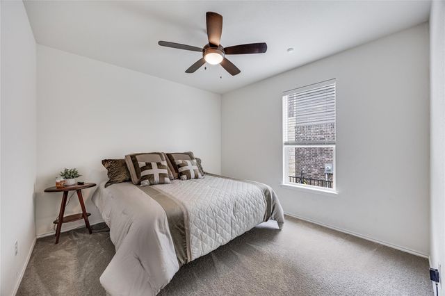 1009 Desaix DR, Georgetown, TX 78628