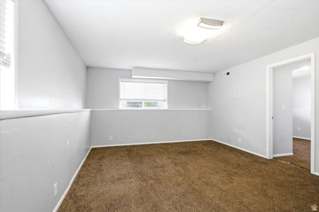 2678 S TWAIN DR, Magna, UT 84044