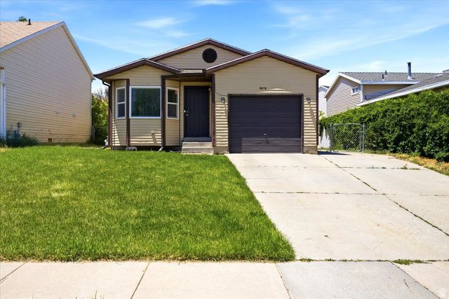 2678 S TWAIN DR, Magna, UT 84044