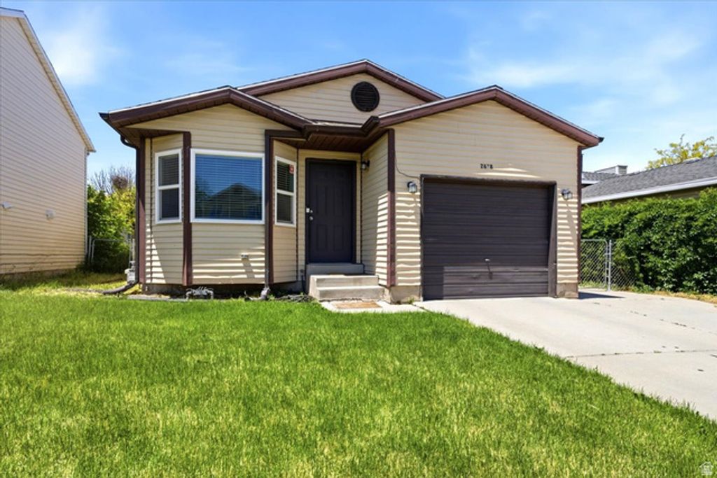 2678 S TWAIN DR, Magna, UT 84044
