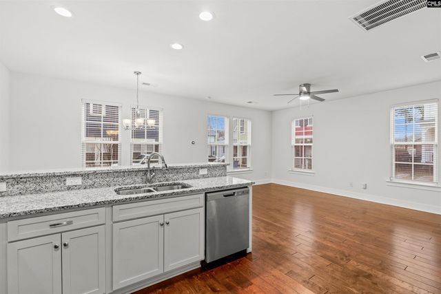 312 St Anns Alley, West Columbia, SC 29169