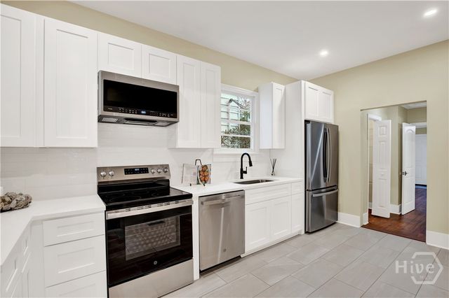 676 E Anderson Street, Savannah, GA 31401