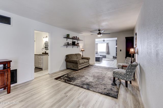 105 Summit Street, Carl Junction, MO 64834