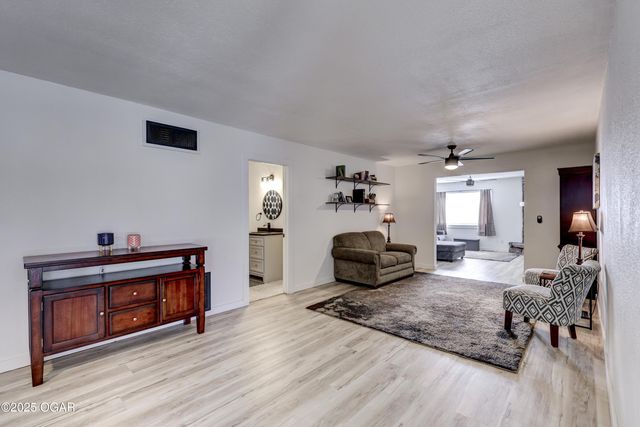 105 Summit Street, Carl Junction, MO 64834