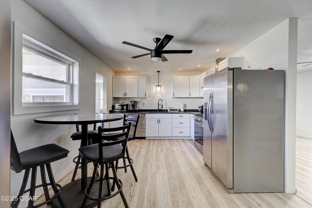 105 Summit Street, Carl Junction, MO 64834