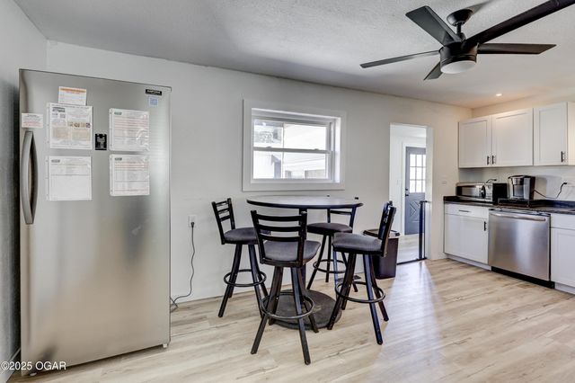 105 Summit Street, Carl Junction, MO 64834