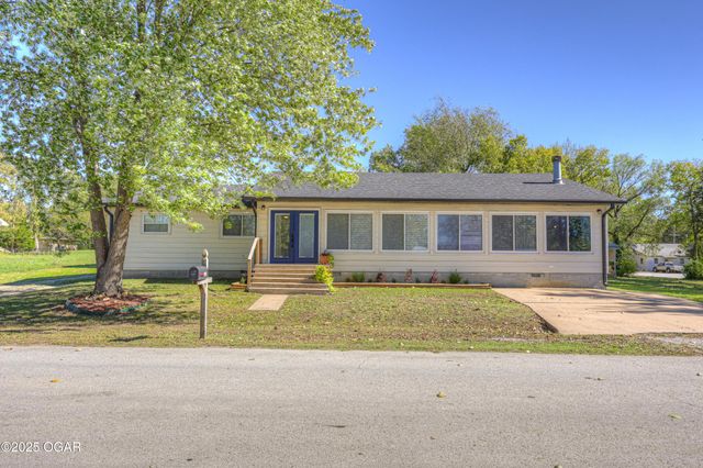 105 Summit Street, Carl Junction, MO 64834