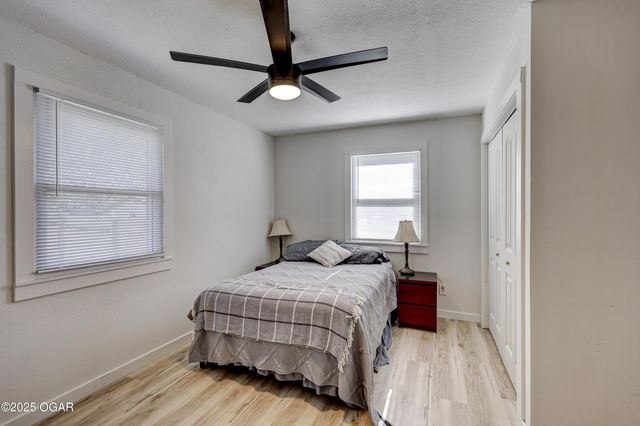 105 Summit Street, Carl Junction, MO 64834