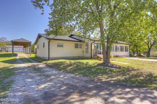 105 Summit Street, Carl Junction, MO 64834