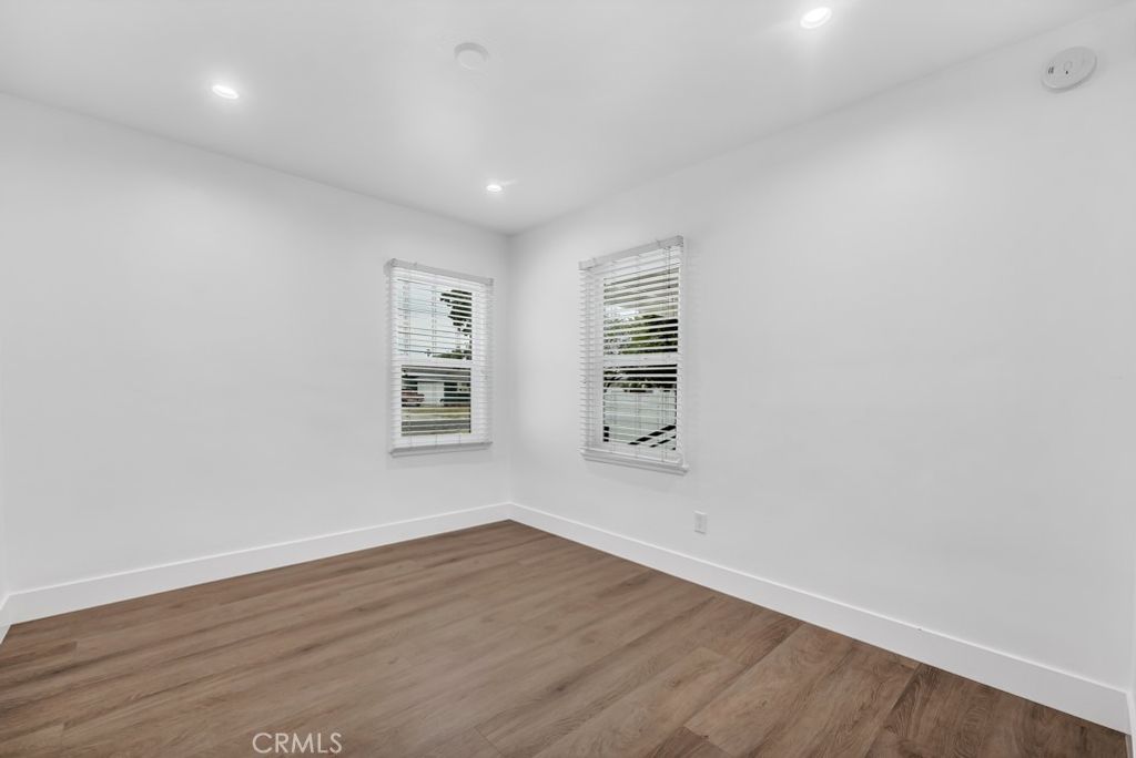 Image 13 of property listing at 6852 Claire Avenue, Reseda, CA 91335