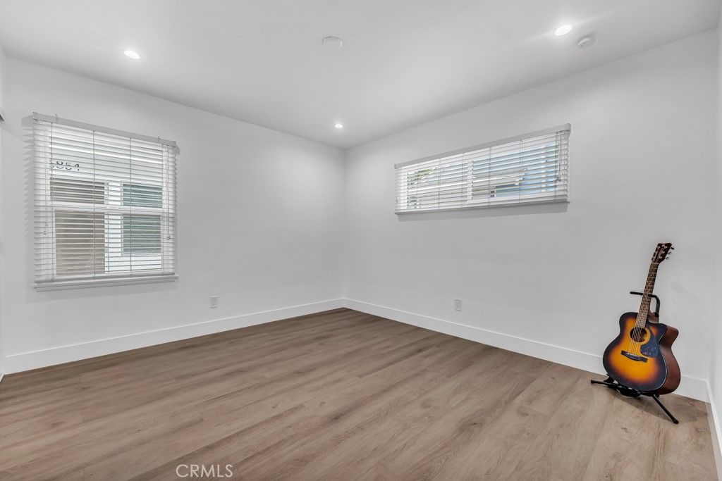 Image 21 of property listing at 6852 Claire Avenue, Reseda, CA 91335