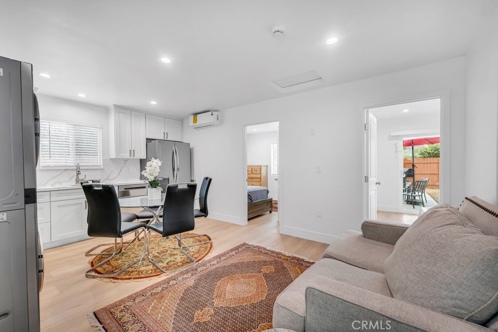 Image 26 of property listing at 6852 Claire Avenue, Reseda, CA 91335