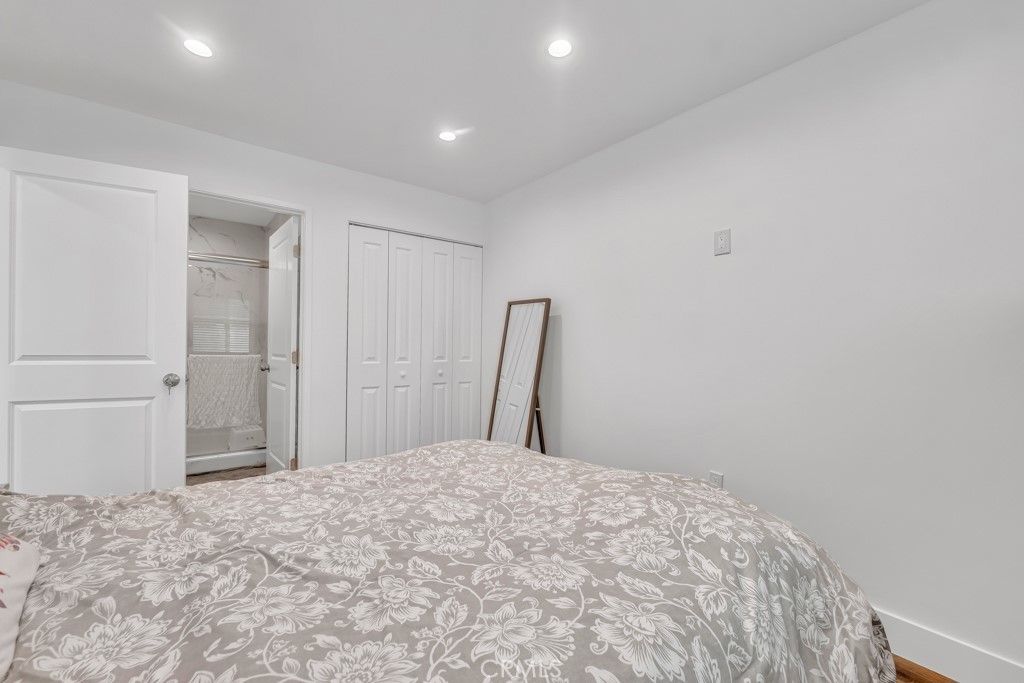 Image 45 of property listing at 6852 Claire Avenue, Reseda, CA 91335