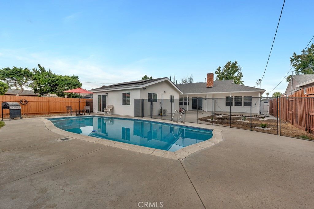 Image 49 of property listing at 6852 Claire Avenue, Reseda, CA 91335