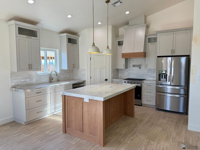 10717 E 46 Pl, Yuma, AZ 85367