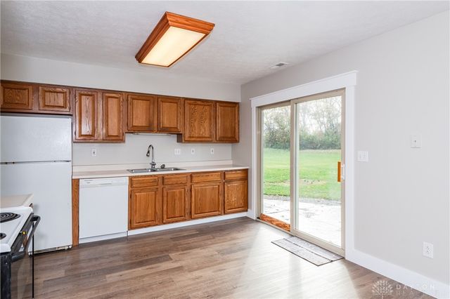 6764 Bethelville Drive, New Carlisle, OH 45344